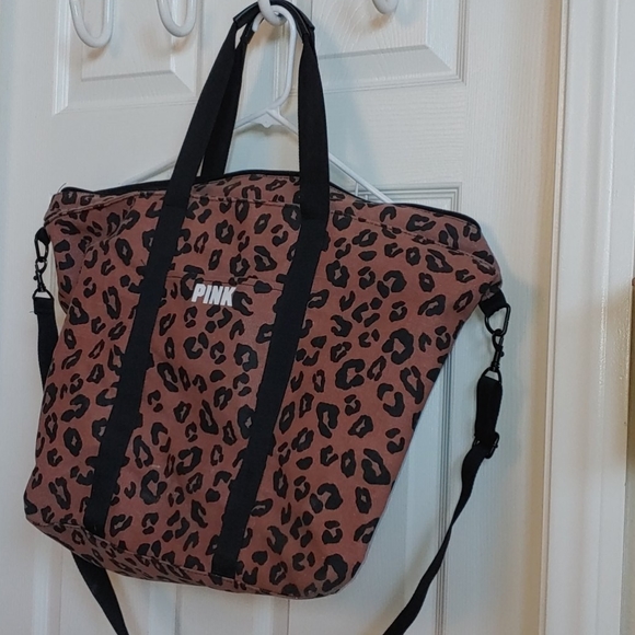 Discontinued Large VS Leopard Print Canvas Feel Tote - Picture 3 of 9